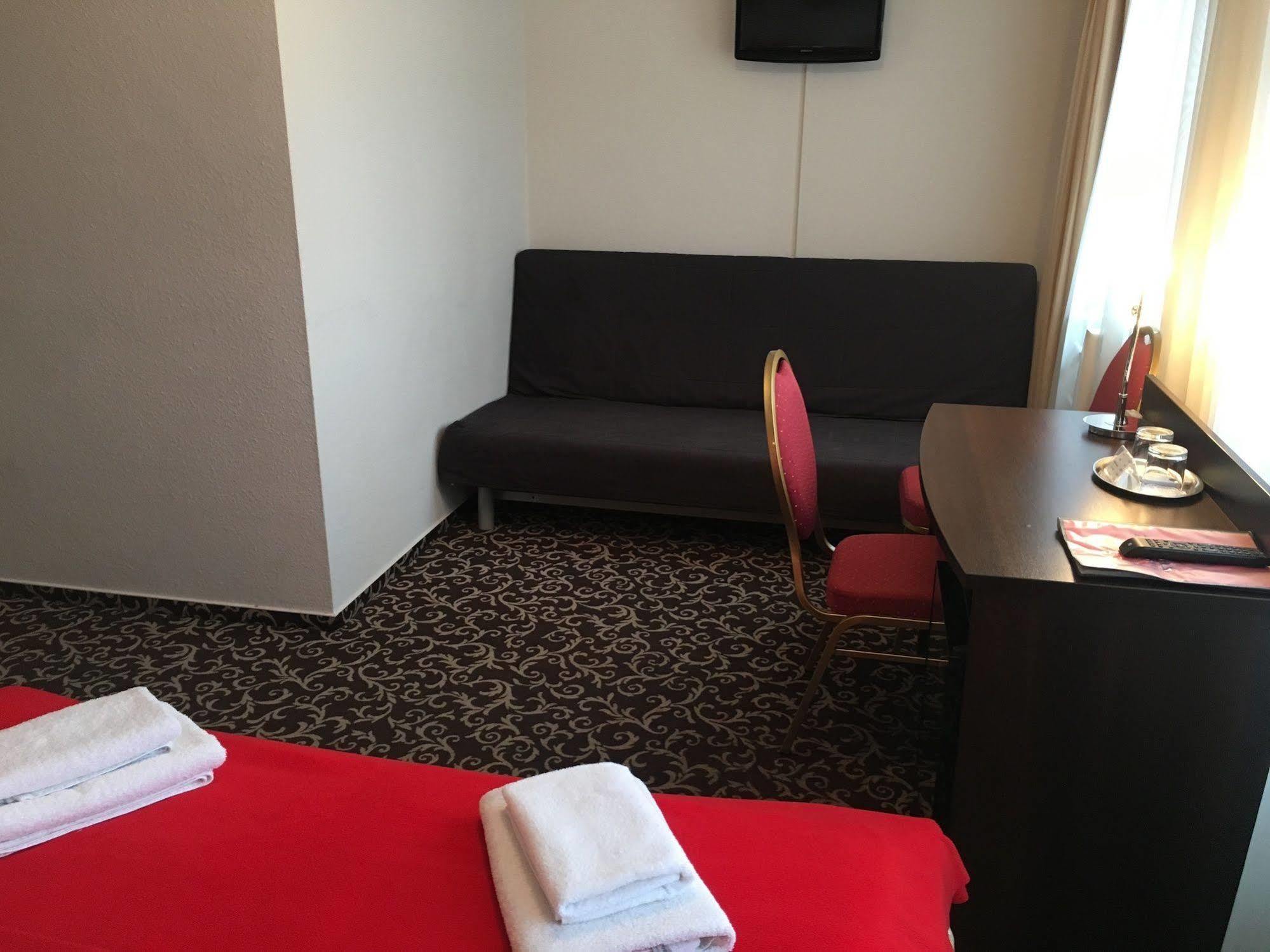 Atlas Berlin Hotel Luaran gambar