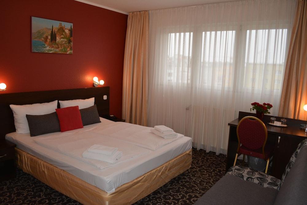 Atlas Berlin Hotel Luaran gambar